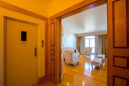 Apartamento à venda com 320m², 4 quartos e 2 vagasHall de entrada