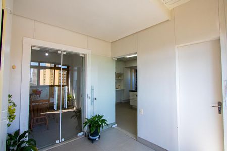 Apartamento à venda com 320m², 4 quartos e 2 vagasÁrea de serviço