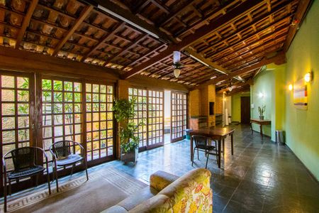 Apartamento à venda com 320m², 4 quartos e 2 vagasÁrea comum - Churrasqueira