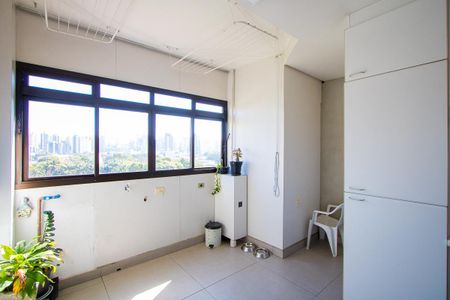 Apartamento à venda com 320m², 4 quartos e 2 vagasÁrea de serviço