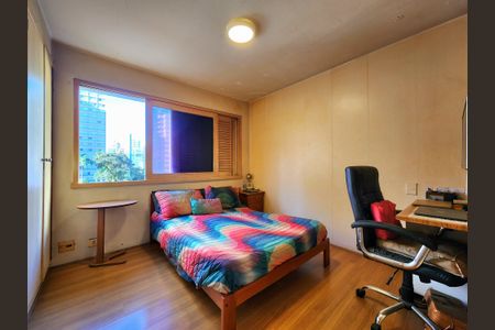 Apartamento à venda com 90m², 3 quartos e 1 vagaSuíte