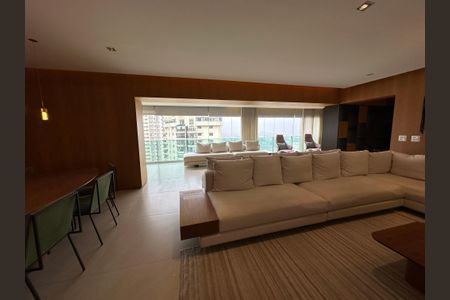 Apartamento à venda com 215m², 3 quartos e 3 vagasSala