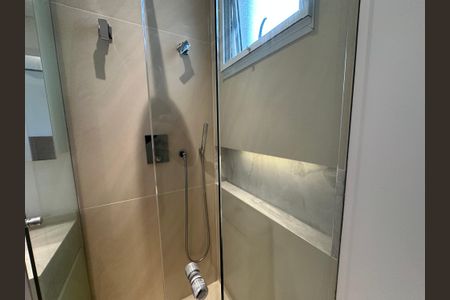 Apartamento à venda com 215m², 3 quartos e 3 vagasBanheiro da Suíte 1