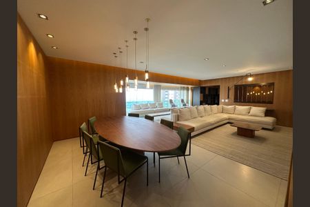 Apartamento à venda com 215m², 3 quartos e 3 vagasSala de Jantar