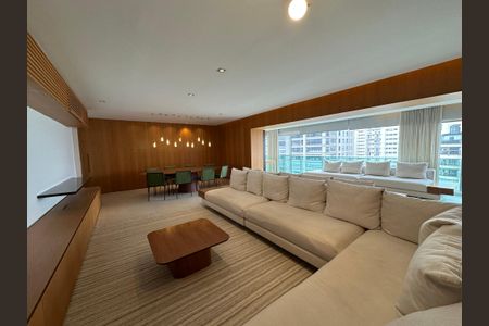 Apartamento à venda com 215m², 3 quartos e 3 vagasSala