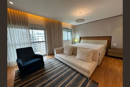 Apartamento à venda com 215m², 3 quartos e 3 vagasSuíte 3