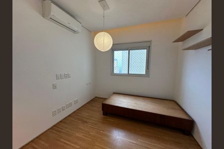 Apartamento à venda com 215m², 3 quartos e 3 vagasSuíte 2