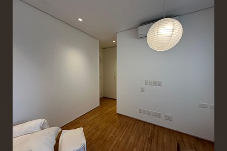 Apartamento à venda com 215m², 3 quartos e 3 vagasSuíte 2