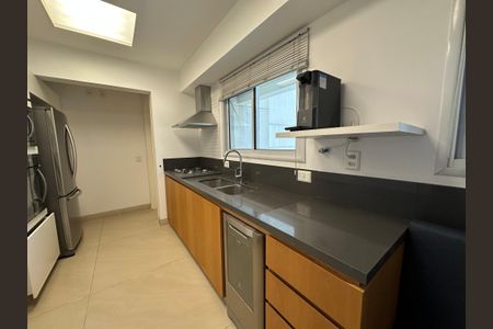 Apartamento à venda com 215m², 3 quartos e 3 vagasCozinha