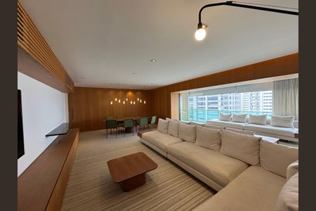 Apartamento à venda com 215m², 3 quartos e 3 vagasSala