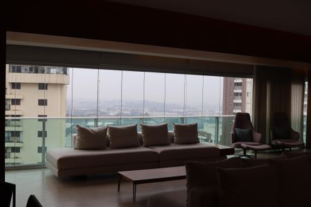 Apartamento à venda com 215m², 3 quartos e 3 vagasVista da Sala