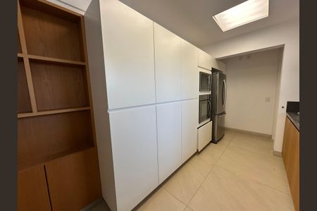 Apartamento à venda com 215m², 3 quartos e 3 vagasCozinha