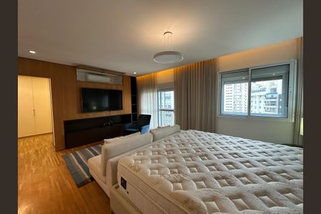 Apartamento à venda com 215m², 3 quartos e 3 vagasSuíte 3