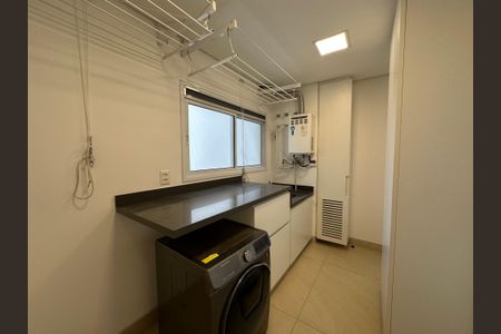 Apartamento à venda com 215m², 3 quartos e 3 vagasÁrea de Serviço