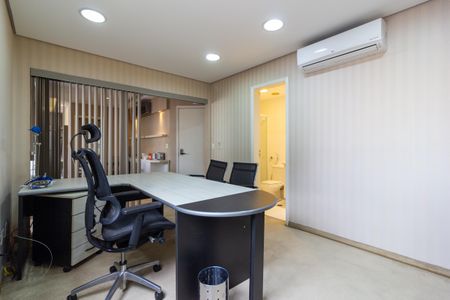 Apartamento para alugar com 90m², 1 quarto e 2 vagas Apartamento para alugar com 90m², 1 quarto e 2 vagasEscritório