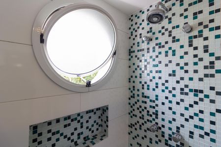 Apartamento para alugar com 90m², 1 quarto e 2 vagas Apartamento para alugar com 90m², 1 quarto e 2 vagasBanheiro da Suíte