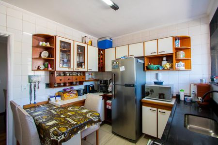 Apartamento à venda com 64m², 2 quartos e 1 vagaCozinha