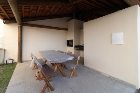 Apartamento para alugar com 24m², 1 quarto e 1 vaga Apartamento para alugar com 24m², 1 quarto e 1 vagaÁrea comum - Churrasqueira