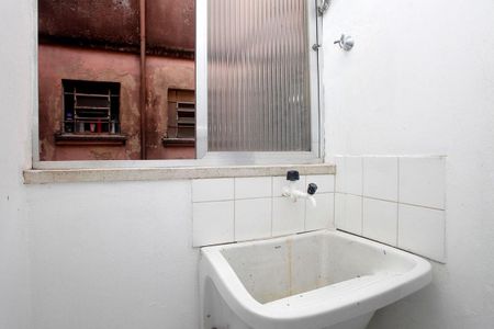 Apartamento para alugar com 60m², 2 quartos e sem vagaCozinha e Área de Serviço