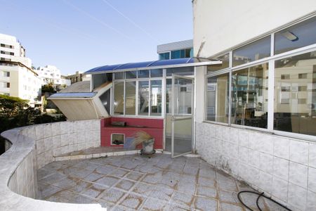 Apartamento à venda com 580m², 6 quartos e 6 vagasCobertura