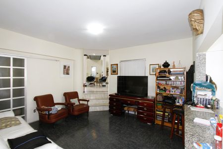 Apartamento à venda com 580m², 6 quartos e 6 vagasSala de TV