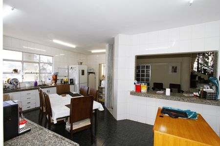 Apartamento à venda com 580m², 6 quartos e 6 vagasCozinha