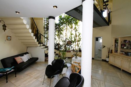 Sala de apartamento para alugar com 6 quartos, 580m² em Buritis, Belo Horizonte