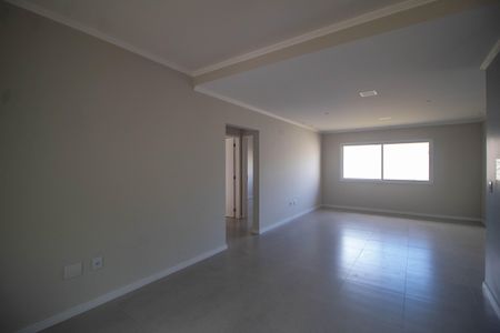 Casa à venda com 314m², 3 quartos e 2 vagasSala