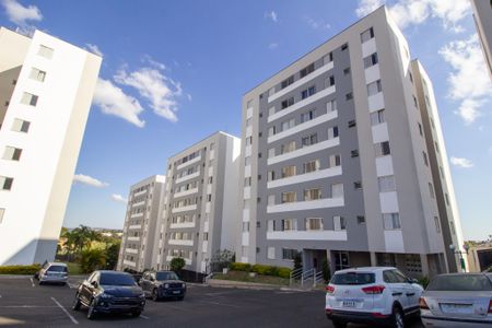 Apartamento para alugar com 70m², 3 quartos e 1 vagaFachada do Bloco