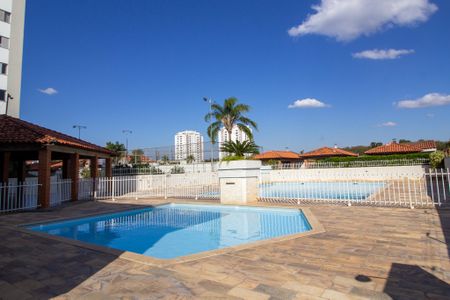 Apartamento para alugar com 70m², 3 quartos e 1 vagaÁrea comum - Piscina
