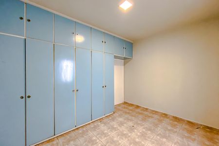 Casa para alugar com 180m², 2 quartos e 1 vagaQuarto 2