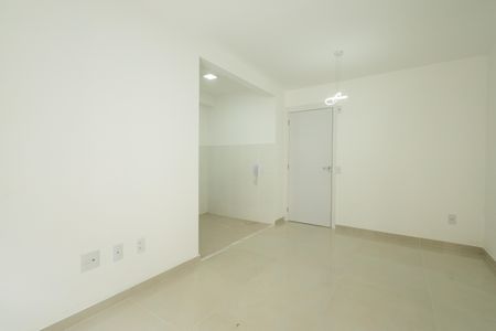 Sala de apartamento para alugar com 2 quartos, 70m² em Recreio dos Bandeirantes, Rio de Janeiro
