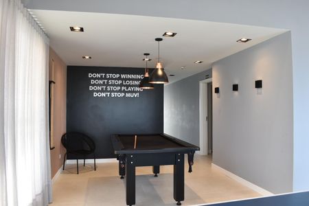 Studio para alugar com 24m², 1 quarto e sem vaga Studio para alugar com 24m², 1 quarto e sem vagaÁrea comum - Salão de Jogos