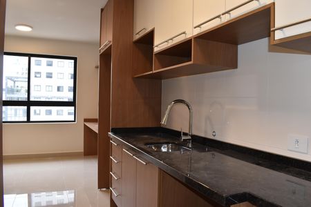 Cozinha de kitnet/studio para alugar com 1 quarto, 24m² em Centro, Curitiba