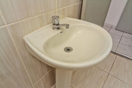 Casa à venda com 116m², 3 quartos e 2 vagas Casa à venda com 116m², 3 quartos e 2 vagasBanheiro da Suíte