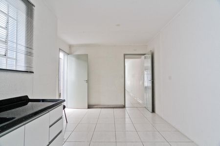 Casa à venda com 116m², 3 quartos e 2 vagas Casa à venda com 116m², 3 quartos e 2 vagasCozinha