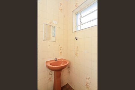 Casa à venda com 116m², 3 quartos e 2 vagas Casa à venda com 116m², 3 quartos e 2 vagasBanheiro Social