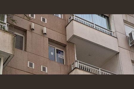 Apartamento à venda com 63m², 2 quartos e 1 vaga Apartamento à venda com 63m², 2 quartos e 1 vagaAdesivo na Janela