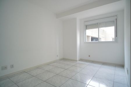Suíte de apartamento à venda com 2 quartos, 63m² em Farrapos, Porto Alegre