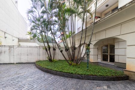 Apartamento para alugar com 60m², 2 quartos e 1 vaga Apartamento para alugar com 60m², 2 quartos e 1 vagaFachada