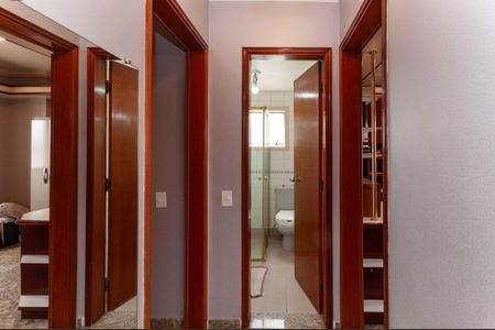 Apartamento à venda com 60m², 2 quartos e 1 vagaCorredor