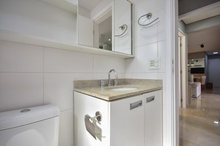 Apartamento à venda com 77m², 2 quartos e 2 vagasBanheiro Suíte 2