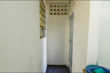 Casa de condomínio à venda com 250m², 4 quartos e 2 vagasÁrea de Serviço