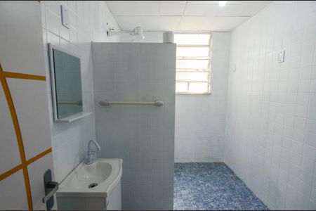 Casa de condomínio à venda com 250m², 4 quartos e 2 vagasBanheiro Social