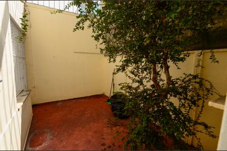 Casa de condomínio à venda com 250m², 4 quartos e 2 vagasÁrea de Serviço