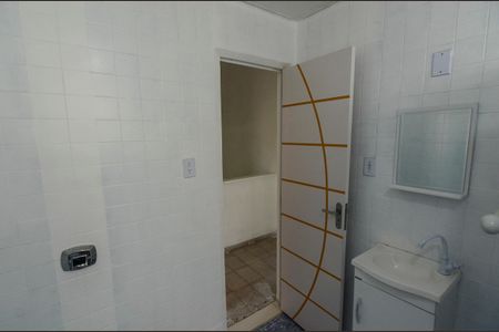 Casa de condomínio à venda com 250m², 4 quartos e 2 vagasBanheiro Social