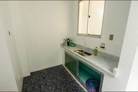 Casa de condomínio à venda com 250m², 4 quartos e 2 vagasCozinha
