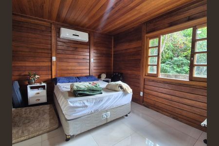 Casa de condomínio à venda com 170m², 3 quartos e 1 vagaSuíte