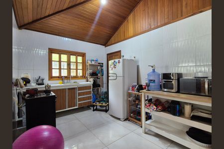 Casa de condomínio à venda com 170m², 3 quartos e 1 vagaCozinha