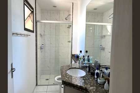 Banheiro de apartamento à venda com 3 quartos, 120m² em Jardim Monte Kemel, São Paulo